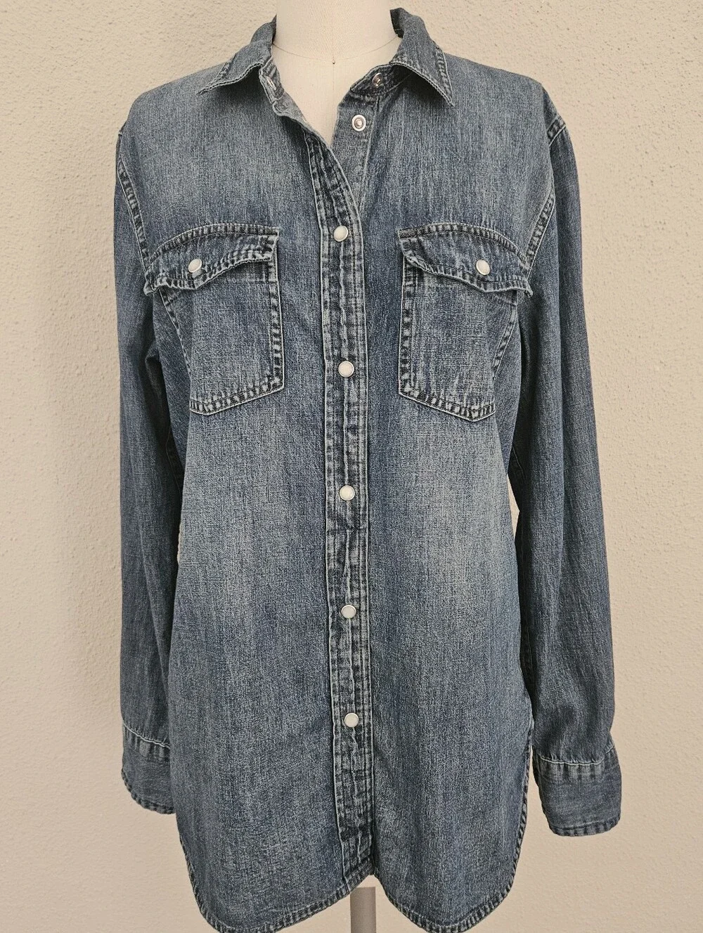 J. Crew Slim Fit Chambray Western Shirt Pearl Snap Denim Blue Size 8